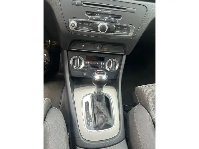 Audi Q3 1.4 TFSI Pro Line 2014 Benzine 8