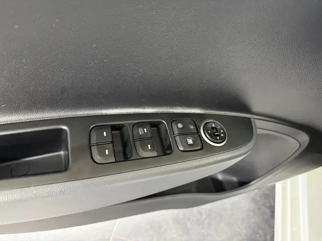 Hyundai i10 1.0i Comfort 2018 Benzine 9