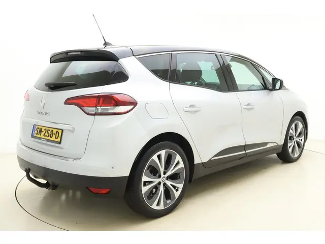 Renault Scénic 1.2 TCe Collection 2018 Benzine 2