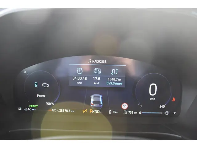 Ford Kuga 2.5 PHEV ST-Line X 2025 Hybride Benzine 14