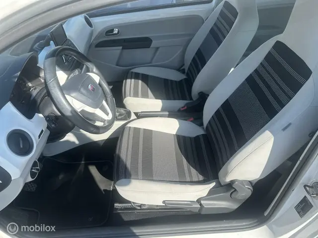 SEAT Mii 1.0 Style Chic 2013 Benzine 20