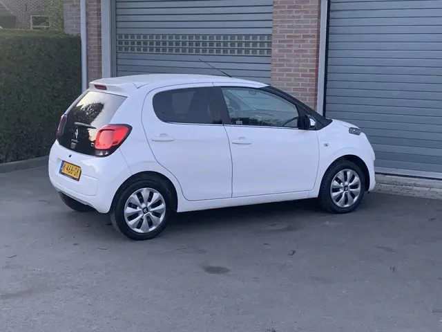 Citroën C1 1.0 VTi Feel 2021 Benzine 6