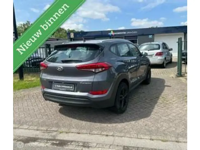 Hyundai Tucson 1.6 GDi i-Motion 2016 Benzine 3