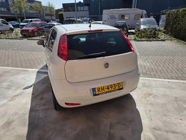 Fiat Punto Evo 0.9 TA Sempre 2017 Benzine 4