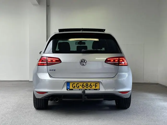 Volkswagen Golf 1.4 TSI GTE 2015 Hybride Benzine 10
