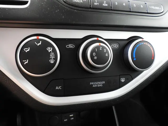 Kia Picanto 1.0 CVVT Summer Edition 2017 Benzine 6