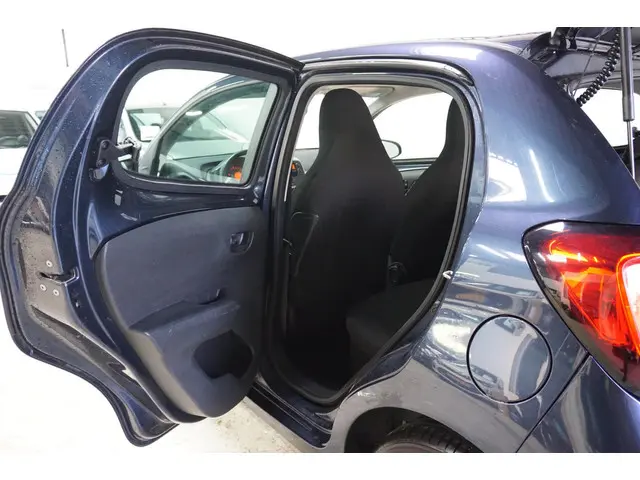 Citroën C1 1.0 e-VTi Selection / 1e Eigenaar / 2016 Benzine 28