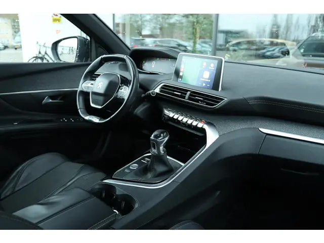 Peugeot 3008 1.2 PT GT LINE 2017 Benzine 7