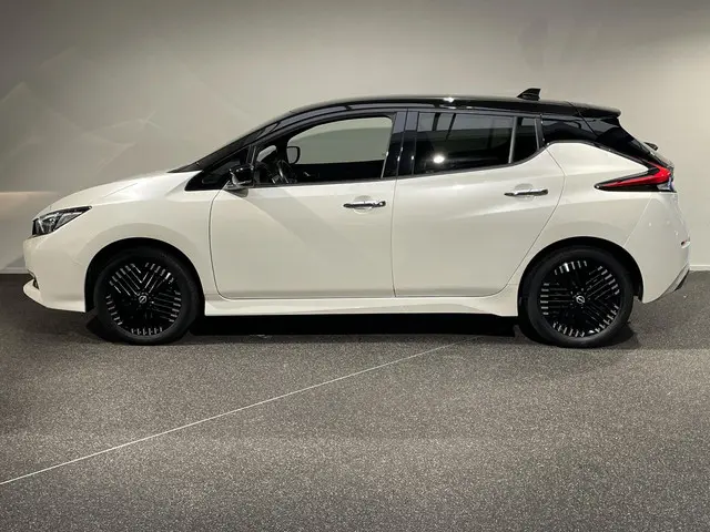 Nissan Leaf e+ N-Connecta 62 kWh 2022 Elektrisch 16