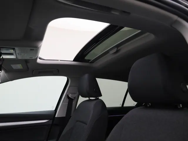 Volkswagen Golf 1.0TSI/110PK Life 2024 Benzine 15