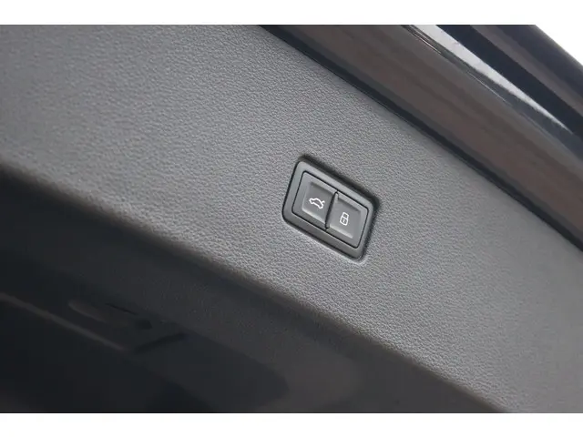 Audi Q8 50 TDI quattro S-Line | 2019 Hybride Diesel 41