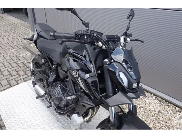 Yamaha MT 07 ABS 2021 Benzine 7