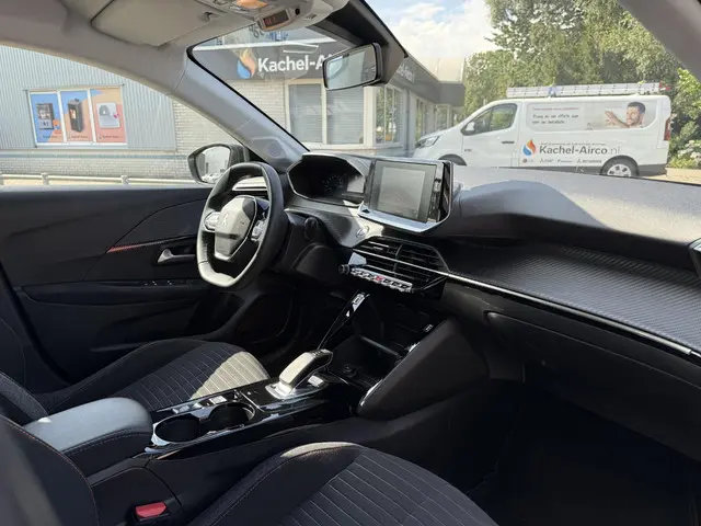 Peugeot e-208 EV Aut. Active Pack 50 kWh 2021 Elektrisch 14