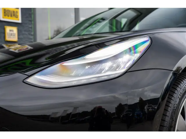 Tesla Model 3 Long Range AWD 75 kWh 2019 Elektrisch 27