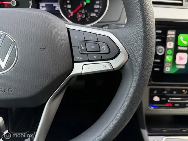 Volkswagen Passat Variant 2.0 TDI Business 2023 Diesel 12