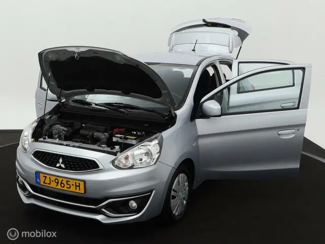 Mitsubishi Space Star 1.0 Cool+ 2019 Benzine 15