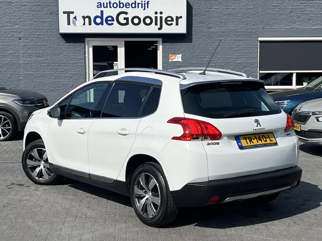 Peugeot 2008 1.6 VTi 120 pk Crossway 2015 Benzine 5