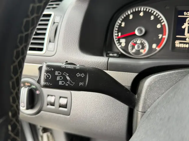 Volkswagen Touran 1.4 TSI Highline 7p. 2012 Benzine 21