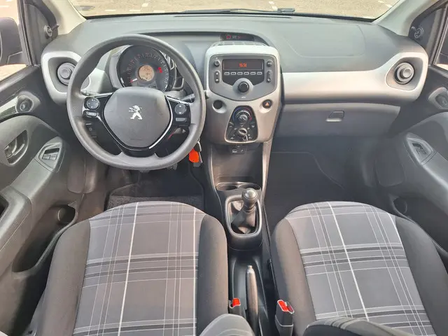 Peugeot 108 1.0 e-VTi Blue Lion 2016 Benzine 17