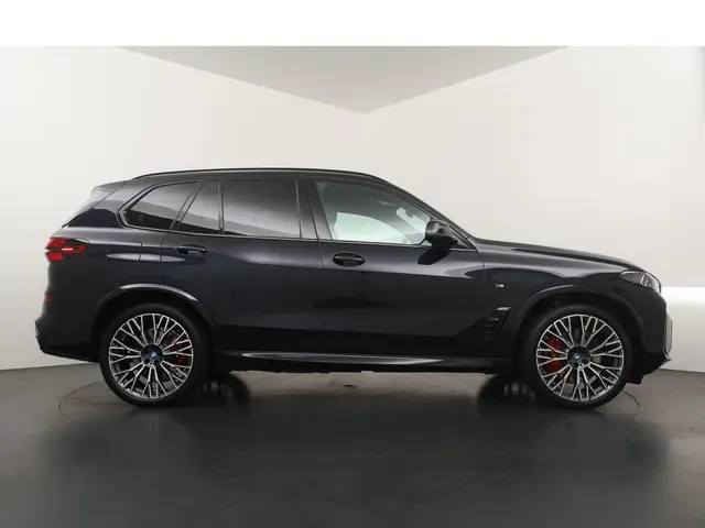 BMW X5 xDrive50e Launch Edition 2023 Hybride Benzine 6