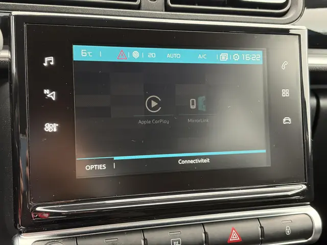 Citroën C3 1.2 PureTech S&S Shine 2018 Benzine 16