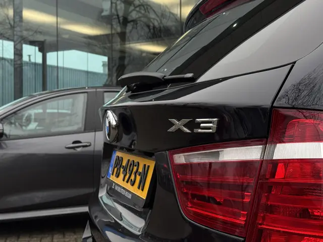 BMW X3 xDrive35i High Executive 2015 Benzine 25