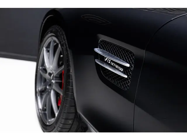 Mercedes-Benz AMG GT 4.0 S 2015 Benzine 36