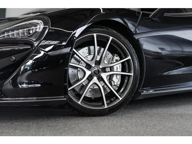 McLaren 570GT 3.8 2019 Benzine 18