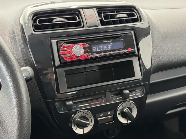 Mitsubishi Space Star 1.0 Inform 2013 Benzine 30