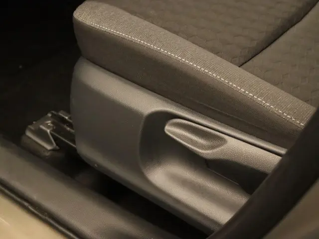 Toyota Yaris 1.5 Hybrid Active 2023 Hybride Benzine 21