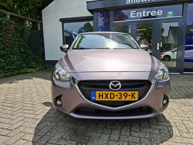 Mazda 2 2