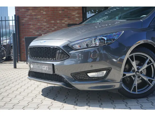 Ford Focus Wagon 1.5 ST-Line 2017 Benzine 16