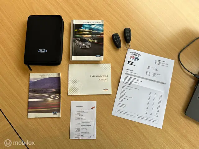 Ford Grand C-Max 1.0 Titanium 2013 Benzine 23