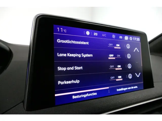 Peugeot 3008 1.2 PureTech GT Line 2016 Benzine 12