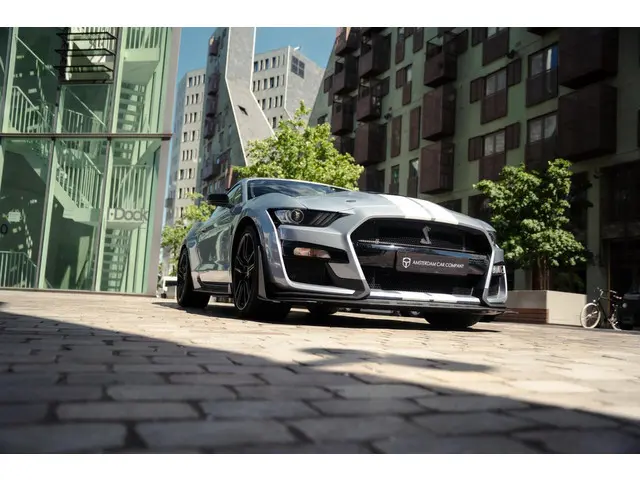 Ford Mustang Shelby GT500 heritage edition 2023 Benzine 15