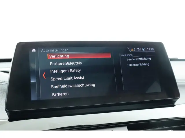 BMW X1 sDrive20i High Executive 2021 Benzine 22