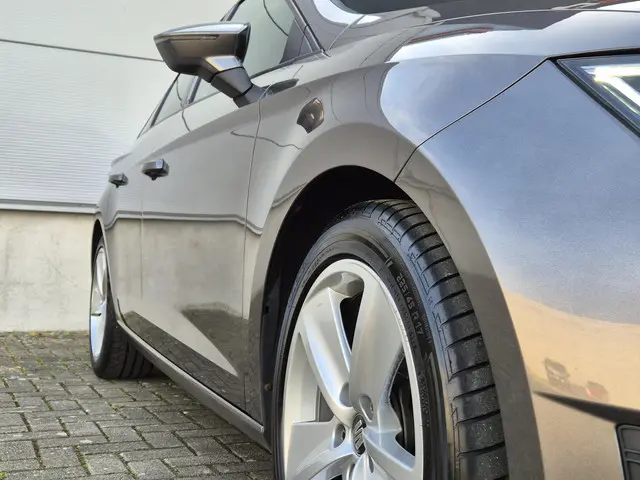 SEAT Leon ST 1.4 EcoTSI FR Connect 2016 Benzine 47
