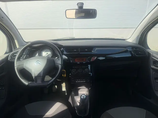 Citroën C3 1.0 VTi Attraction 2014 Benzine 13