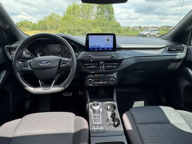 Ford Focus 1.0 EcoBoost Titanium X Business 2020 Benzine 22