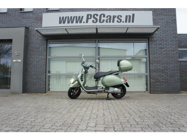 Vespa GTV 300 Sei Giorni LE 2019 Benzine 4