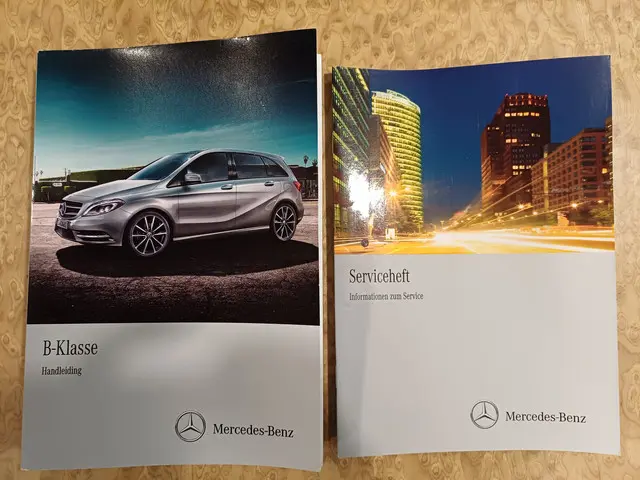 Mercedes-Benz B-Klasse 180 Prestige 2013 Benzine 50