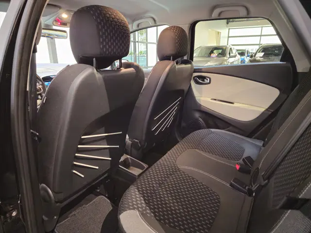 Renault Captur 0.9 TCe Intens Two-Tone 2018 Benzine 17