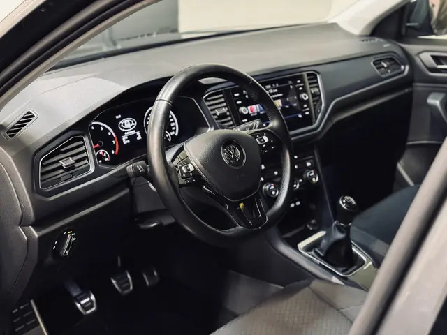 Volkswagen T-Roc 1.0 TSI United 2021 Benzine 12