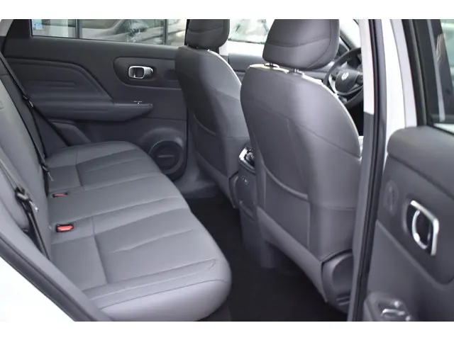 Leapmotor B10 Design ProMax 67.1 kWh 2026 Elektrisch 13