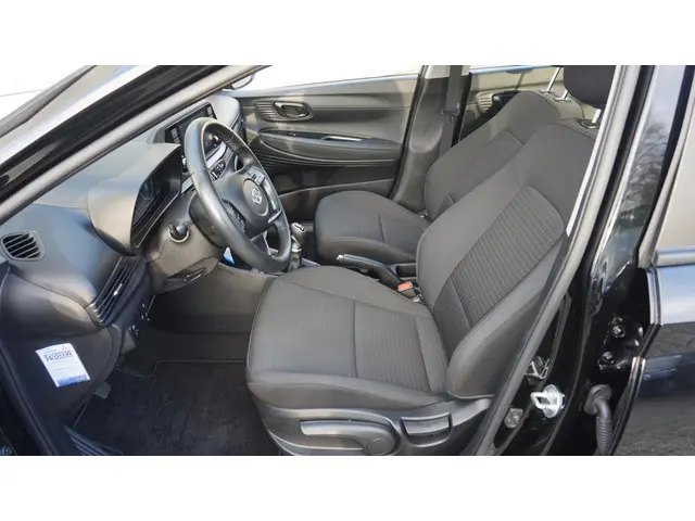 Hyundai i20 1.0 T-GDI Comfort | Trekhaak afn. 2022 Benzine 9