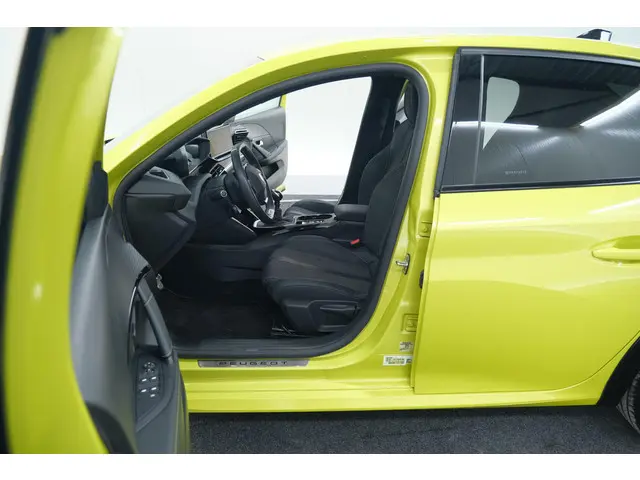 Peugeot 208 PureTech 100 GT 2024 Benzine