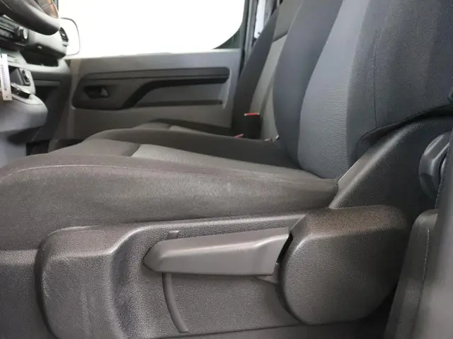 Peugeot Expert 145pk L3 Automaat 2024 Diesel 10