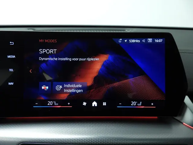 BMW X2 M35i xDrive 2025 Benzine 36