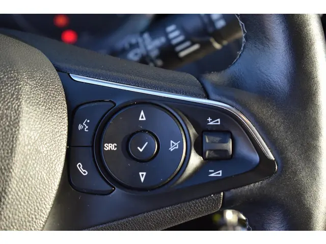 Opel Grandland X 1.2 Turbo Innovation 2019 Benzine 13