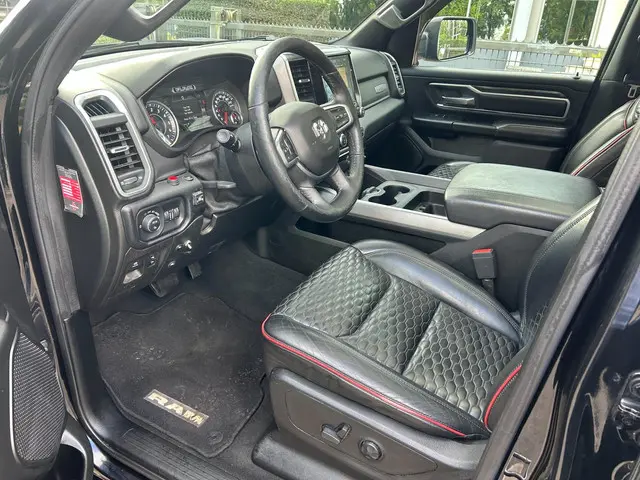 Dodge Ram 1500 5.7 V8 aut Bighorn 154042 km 2018 LPG/Gas 10